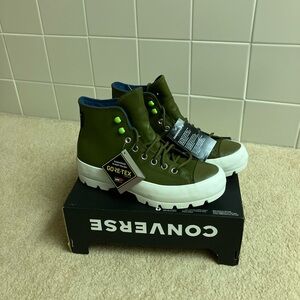 Converse CTAS Lugged Winter Hi top